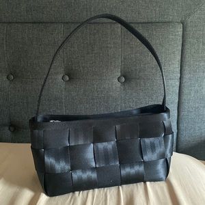 Harvey’s Shoulder Purse